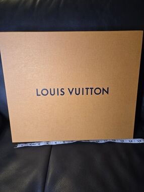 Louis Vuitton Box - Yellowish Orange with Navy Logo